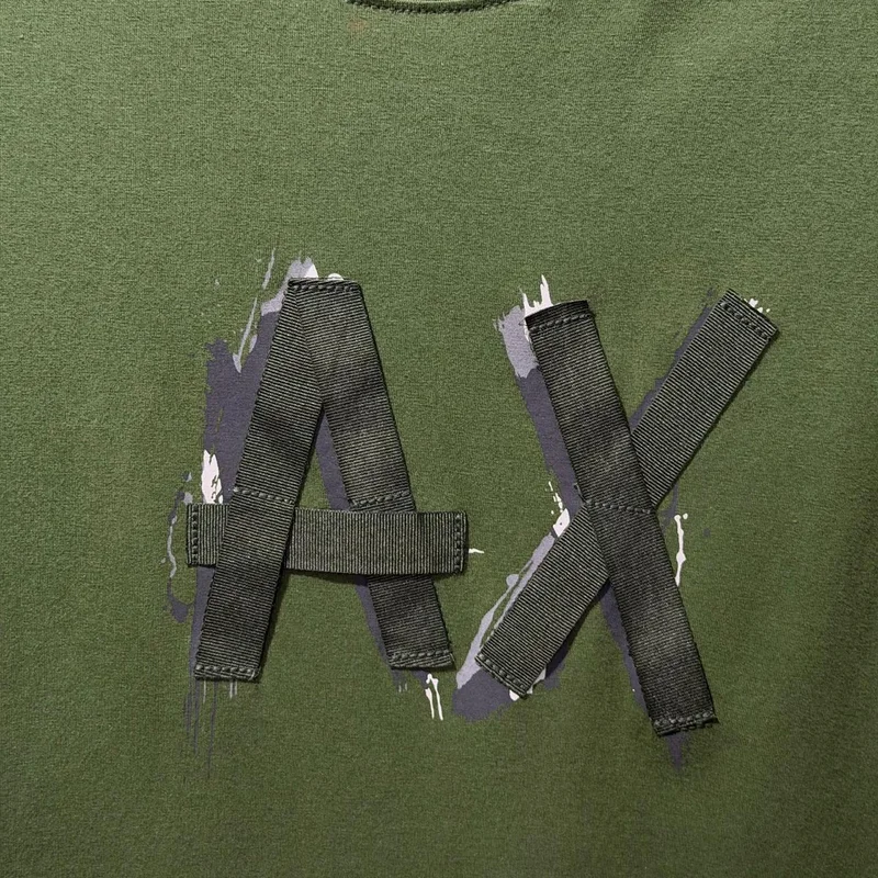 Camiseta Estampada Armani Exchange cor Verde Militar — imagem 1 de 1