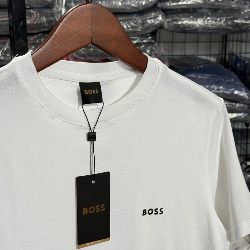 Camiseta Basica Hugo Boss cor Branca — imagem 1 de 1