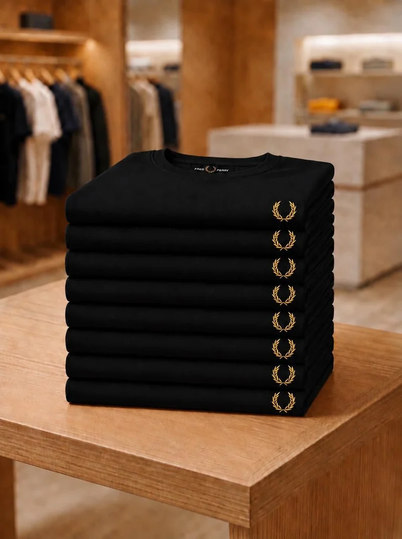 Camiseta Basica Fred Perry cor Preta — imagem 1 de 1