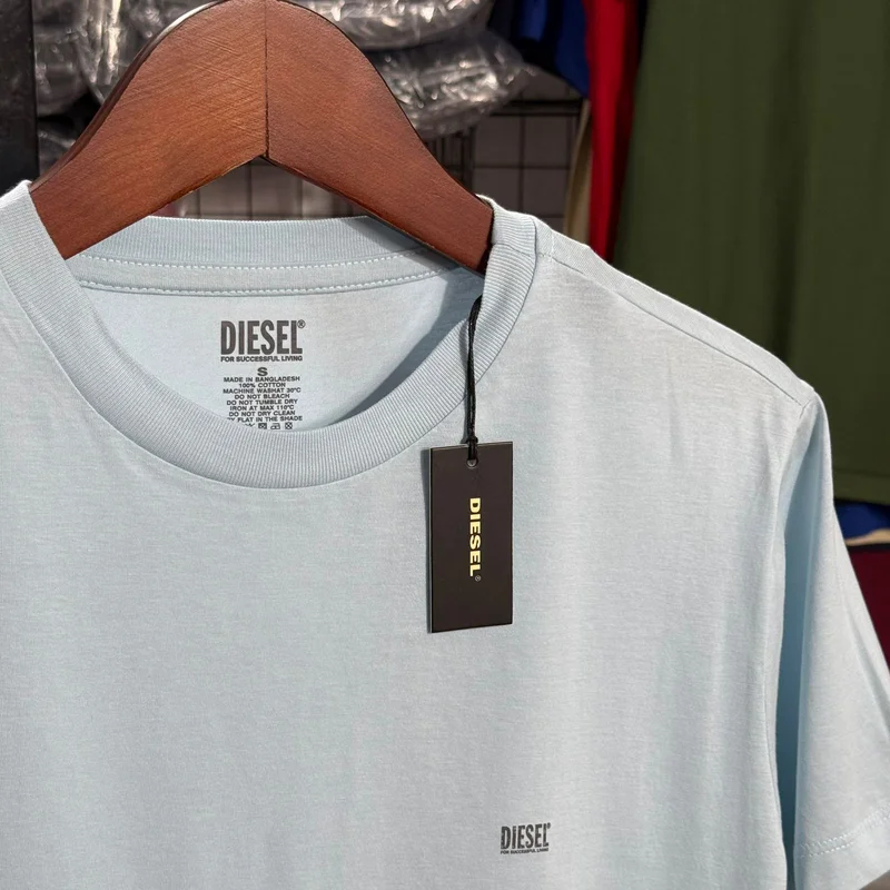 Camiseta Basica Diesel Minimalista cor Azul Bebe — imagem 1 de 1