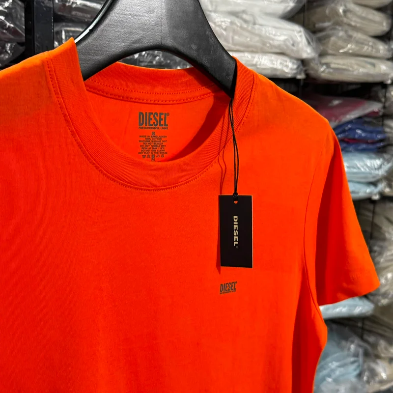 Camiseta Basica Diesel Minimalista cor Laranja — imagem 1 de 1
